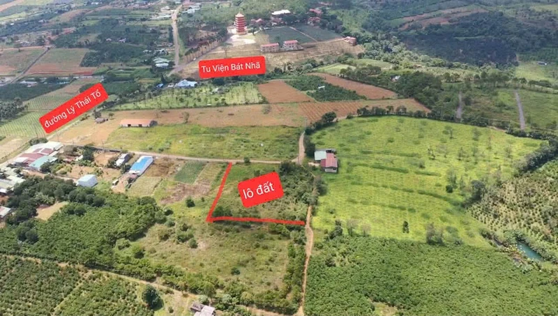 Bán lô đất 2 mặt tiền Lý Thái Tổ Bảo Lộc 5200m² giá 6,5 tỷ