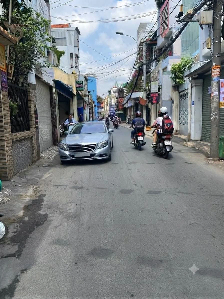 Bán nhà 4 tầng kinh doanh 71m2 gần Lạc Long Quân, giá 11,8 tỷ - Ảnh thu nhỏ 2