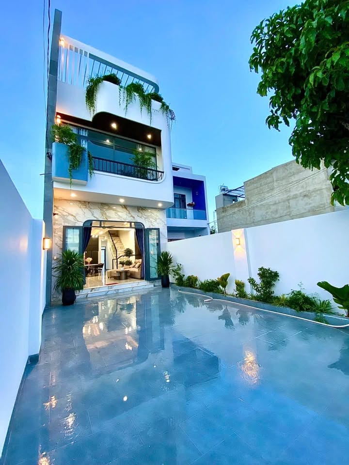 Bán villa 3 tầng full nội thất 220m² Diên Khánh 3,579 tỷ - Ảnh thu nhỏ 3