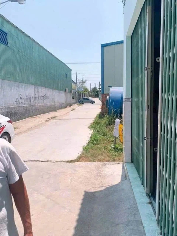Bán lô đất 6x30 (100m2) nở hậu, mặt tiền đường tại Khánh Bình, Tân Uyên, Bình Dương