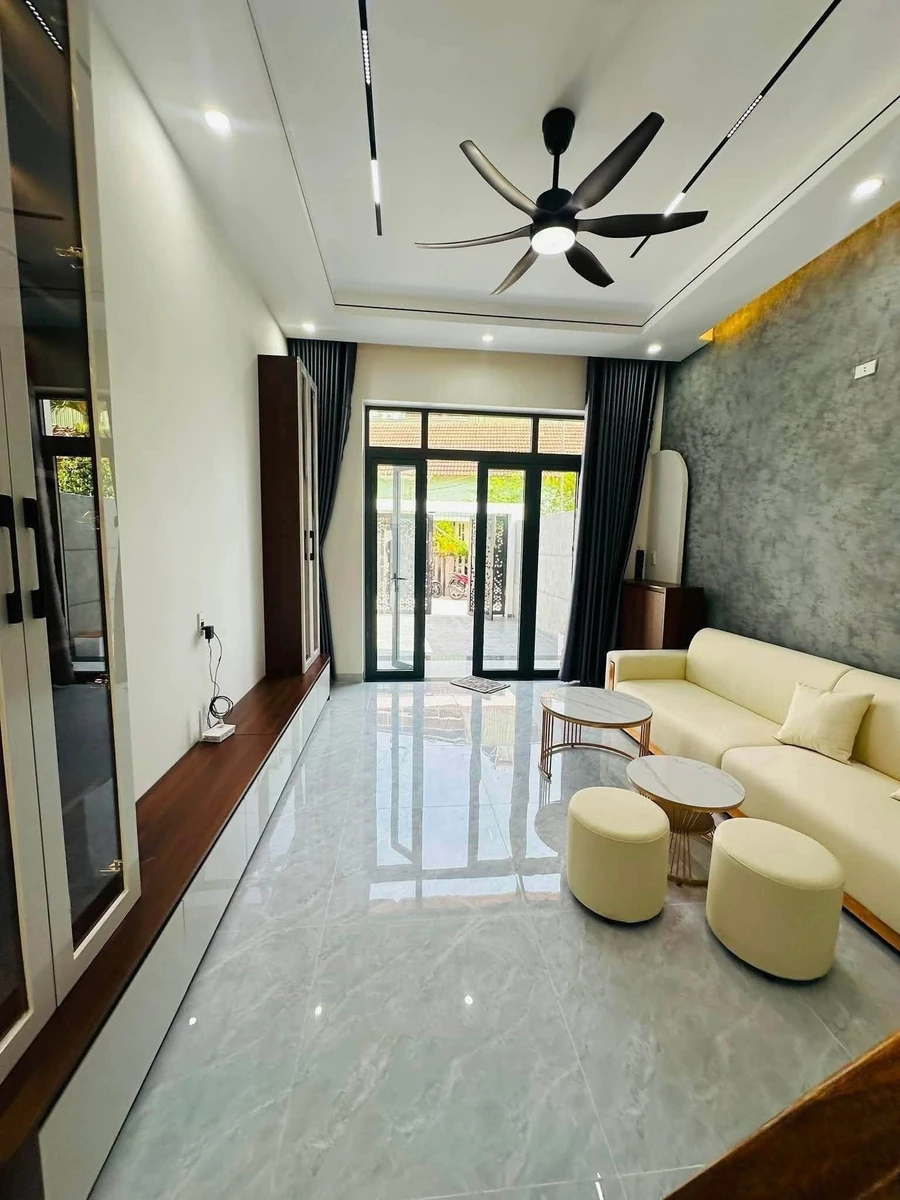 Bán nhà 2 tầng 96,5m2 Nguyễn Công Phương, Quảng Ngãi - Ảnh thu nhỏ 3