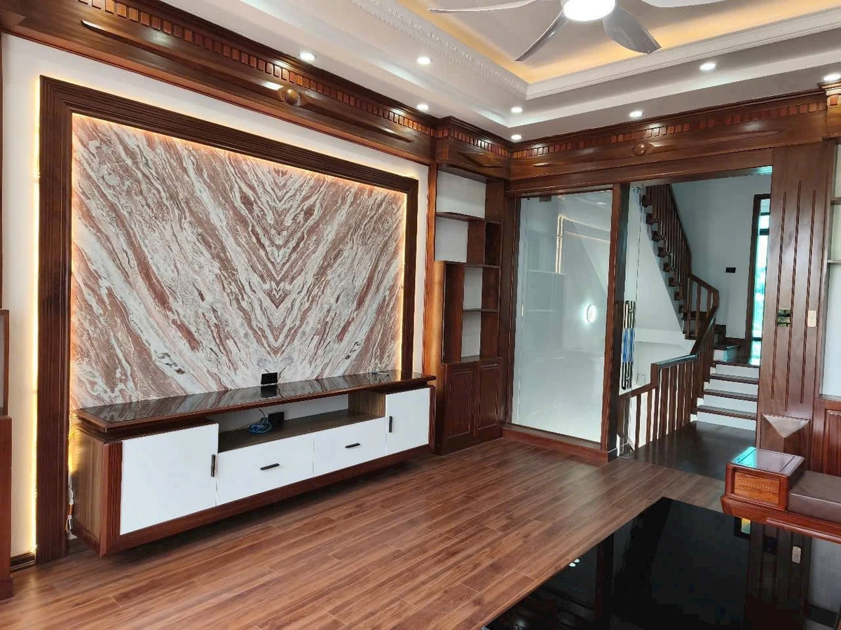 Bán nhà 4 tầng 67.5m2 hướng nam Tân Phú Hưng Hải Dương 5.35 tỷ - Ảnh thu nhỏ 3