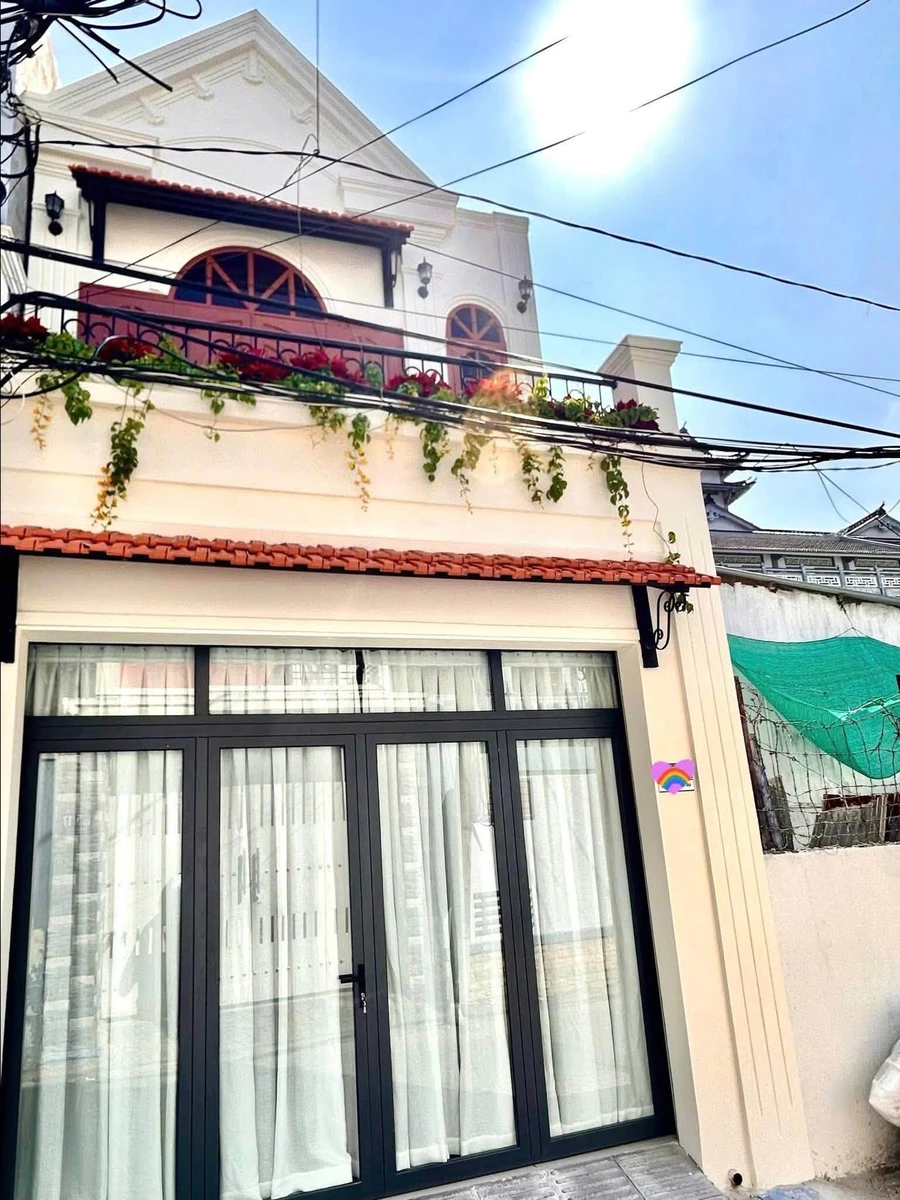 Bán nhà 1 trệt 1 lầu 69m² Vũng Tàu giá 7.9 tỷ - Ảnh thu nhỏ 2