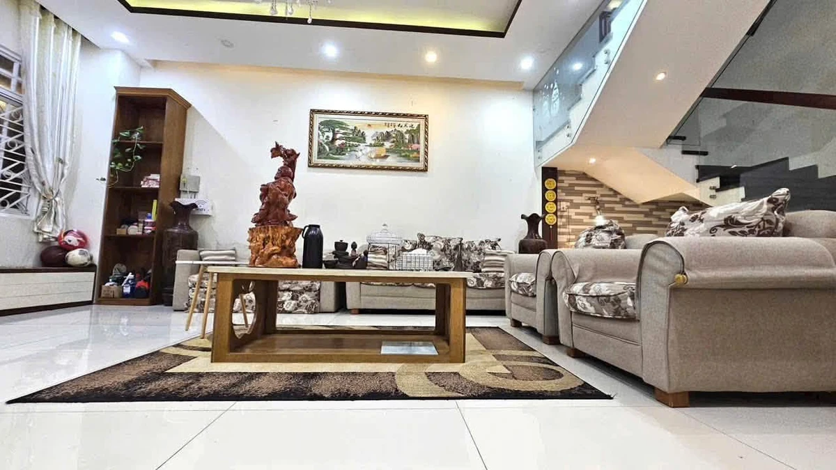 Bán nhà compound Lucky Dragon 95m² 1 trệt 2 lầu 4PN, Đỗ Xuân Hợp, Phước Long - 13,4 tỷ - Ảnh thu nhỏ 3