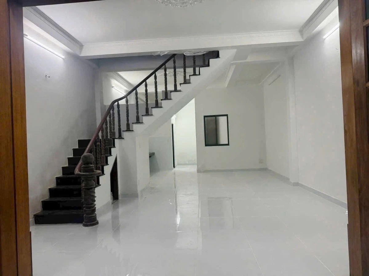 Bán nhà mặt tiền Tân Hoà 2, Quận 9, 93m2, 8.1 tỷ - Ảnh thu nhỏ 4