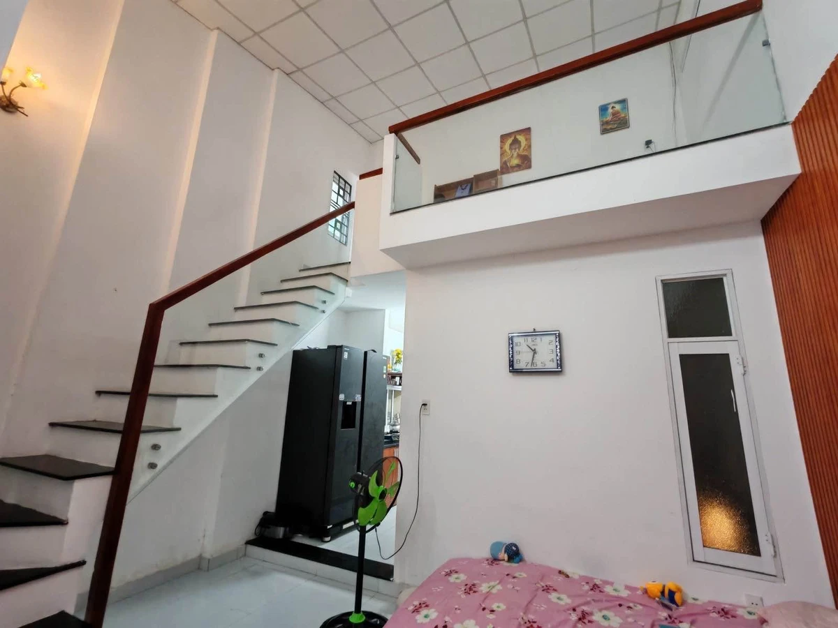 Bán nhà 2 phòng ngủ 66m² Hà Huy Tập, giá 3.1 tỷ - Ảnh 1