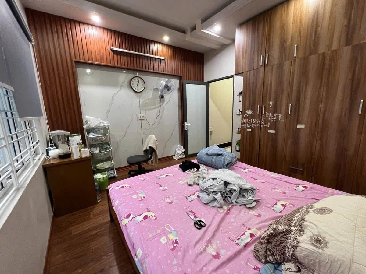 Bán nhà mặt tiền ô tô đỗ cửa 45m², trung tâm, giá 3 tỷ - Ảnh thu nhỏ 2