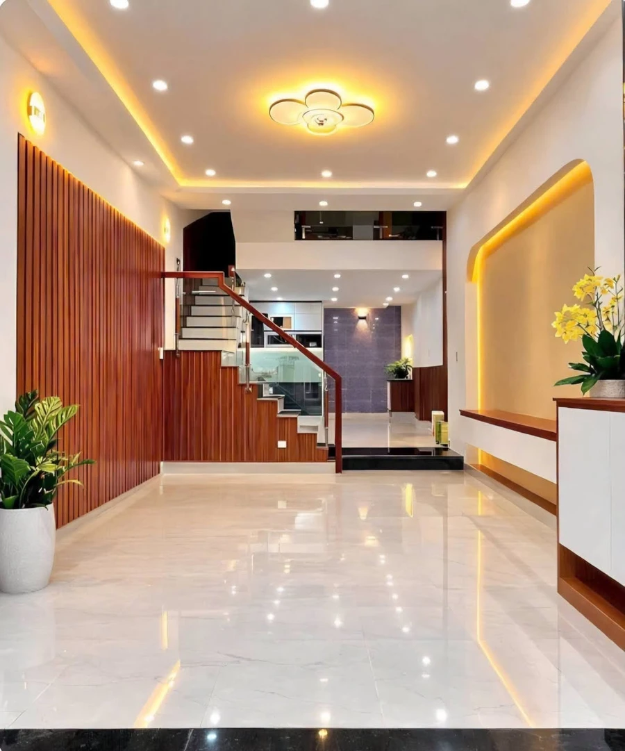 Bán nhà mặt tiền 50m2, 3 tầng, 3PN Quy Nhơn 4 tỷ - Ảnh 1