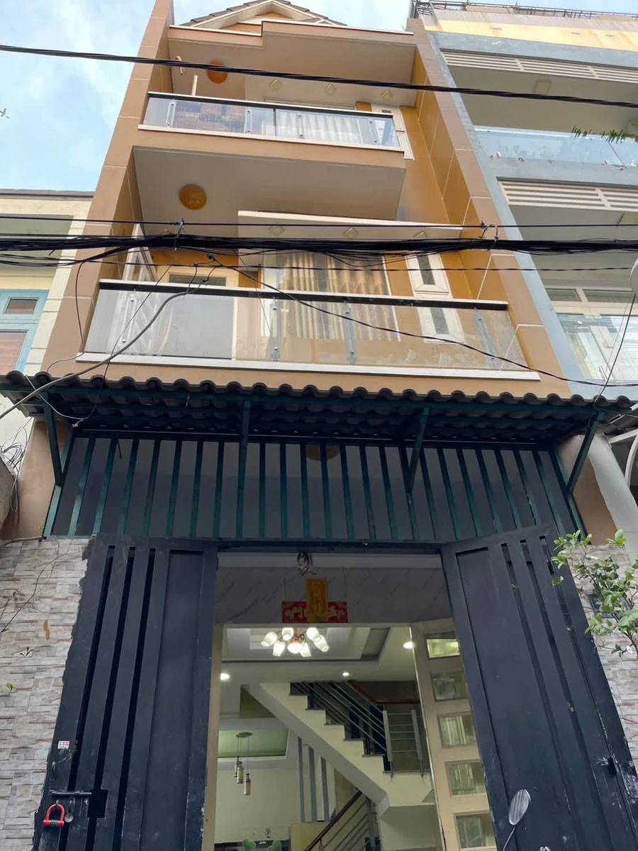 Bán nhà hẻm 4x10m, trệt 2 lầu, 3PN, đường Miếu Gò Xoài, Bình Tân, 4,8 tỷ - Ảnh 1