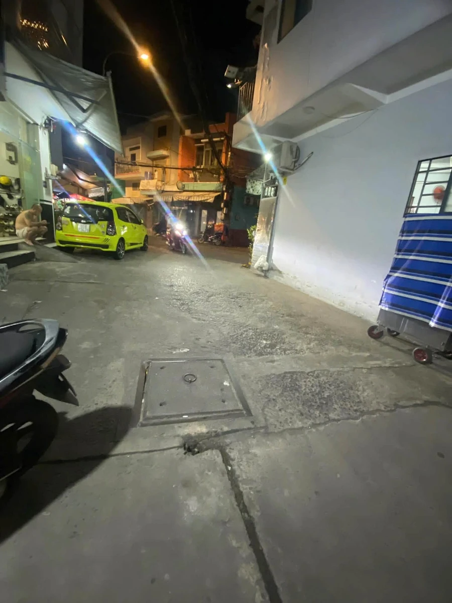 Bán nhà 4 tầng Lạc Long Quân Q11 giá 5 tỷ, 25m² - Ảnh 1