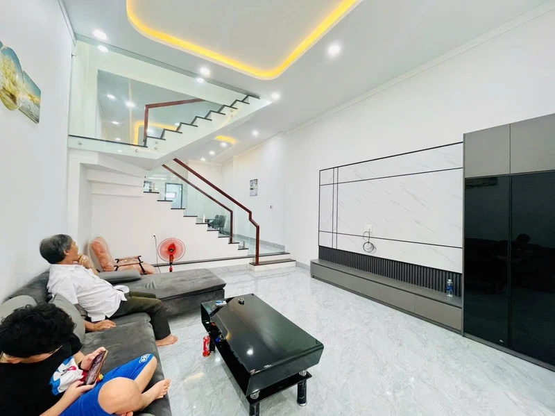Bán nhà lầu trung tâm Buôn Ma Thuột 92m² 4.6 tỷ