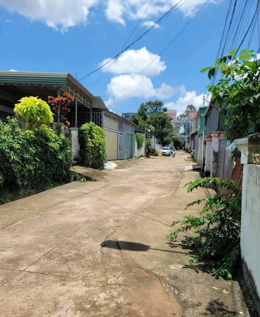 Bán đất 50m² Nguyễn Trường Tộ Quận 12 giá 2,29 tỷ - Ảnh thu nhỏ 2