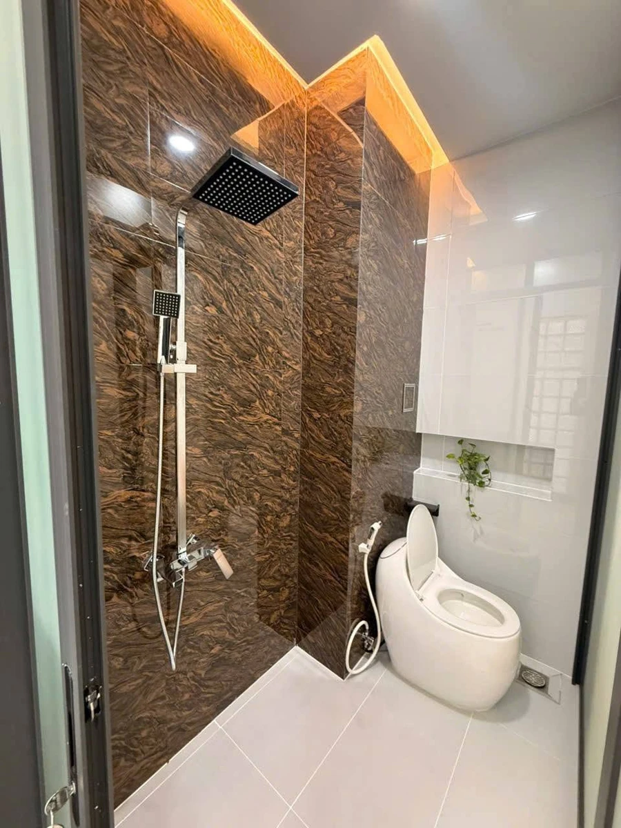 Bán nhà mới xây 1 trệt 1 lầu 72m2 full nội thất, hẻm Y Moal, Buôn Ma Thuột - Ảnh thu nhỏ 5