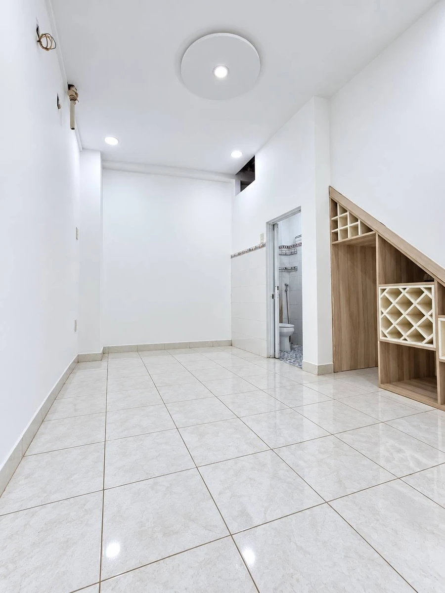 Bán nhà 22m2 3PN đường Trần Khắc Chân, Quận 1, giá 3,9 tỷ - Ảnh thu nhỏ 2