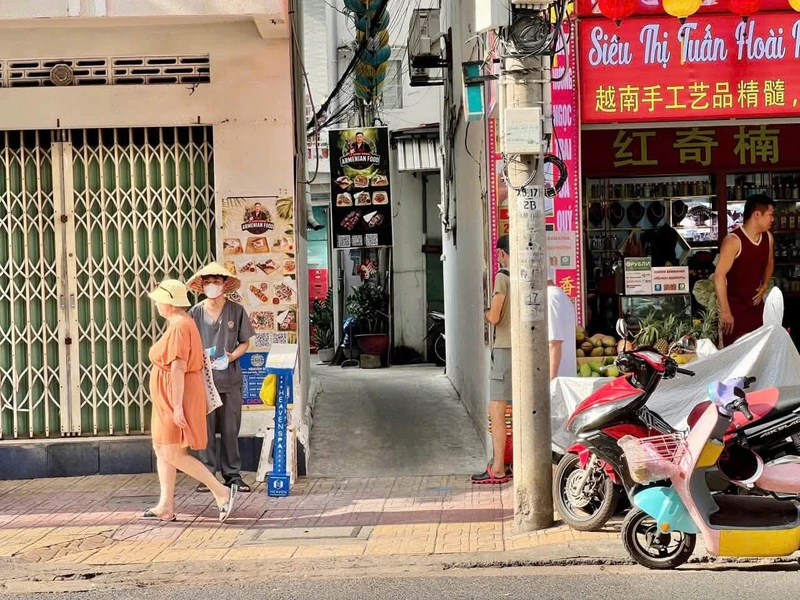 Bán nhà 3 tầng 33,8m² phố Tây Nha Trang 4,85 tỷ