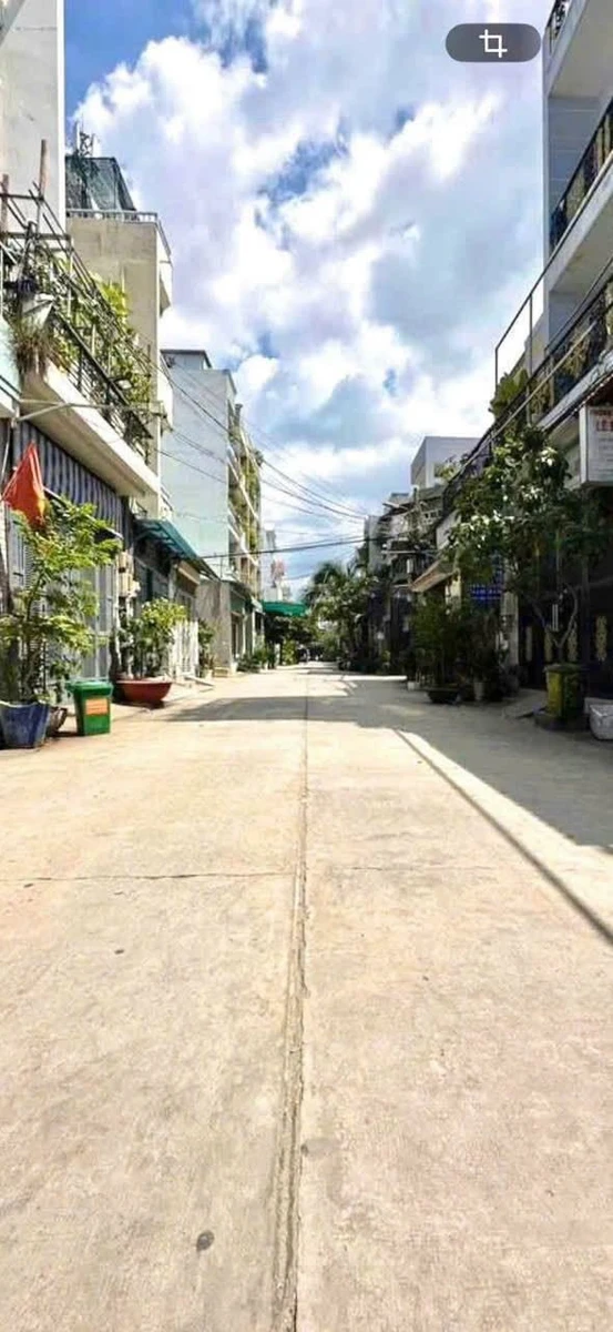 Bán nhà 2 tầng 40m2 2PN giá 4,35 tỷ gần AEON Tân Phú - Ảnh 1