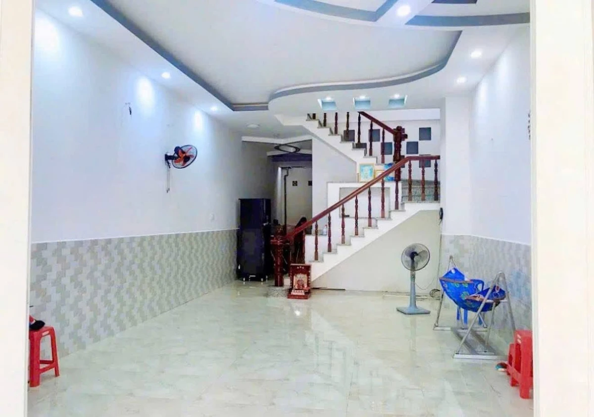 Bán nhà 1 trệt 1 lầu 3PN 100m² Phường 8 - Ảnh thu nhỏ 2