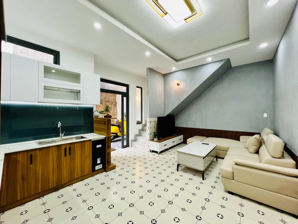 Bán 3 căn nhà mới full nội thất Ngô Thì Sỹ Đà Lạt 180m² 9 tỷ - Ảnh thu nhỏ 4