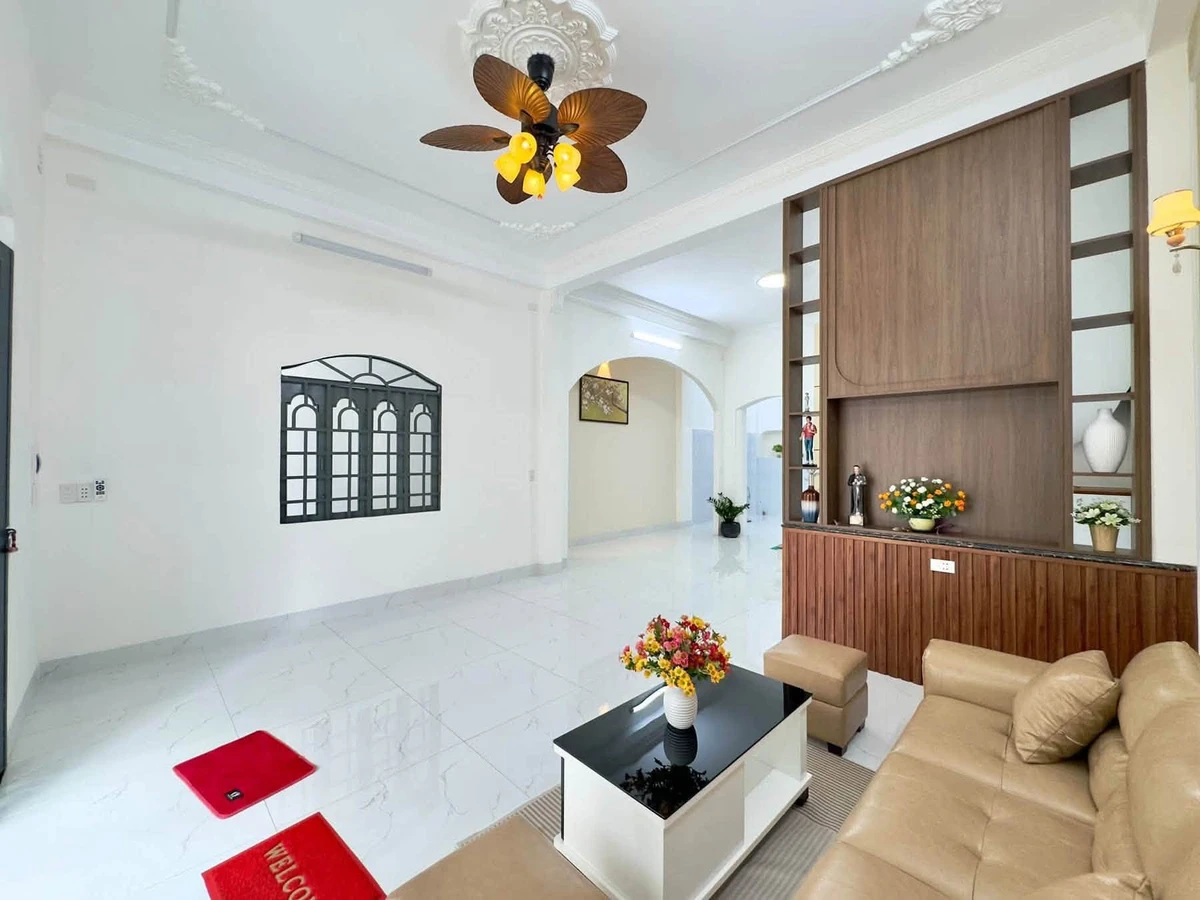 Bán nhà 1 trệt 1 lầu 180m2 gần Công viên 30/4 Bình Dương - Ảnh thu nhỏ 5
