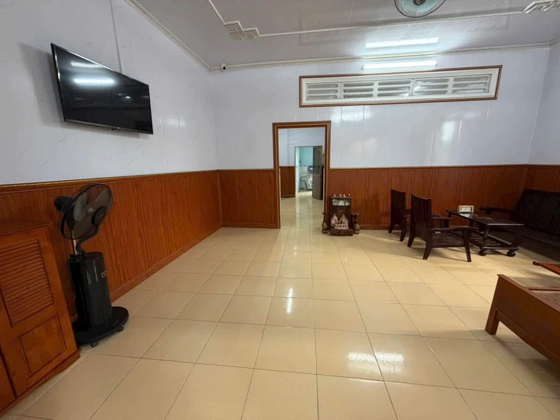 Cho thuê nhà nguyên căn hẻm 780 Nguyễn Trung Trực, 5.9x11m, 3 triệu/tháng, Kiên Giang