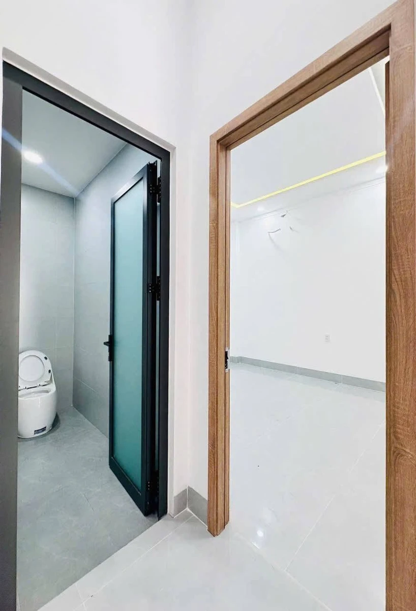 Bán nhà sổ riêng 90m² 3PN gần chợ Tân Hiệp, giá 4.25 tỷ - Ảnh thu nhỏ 2