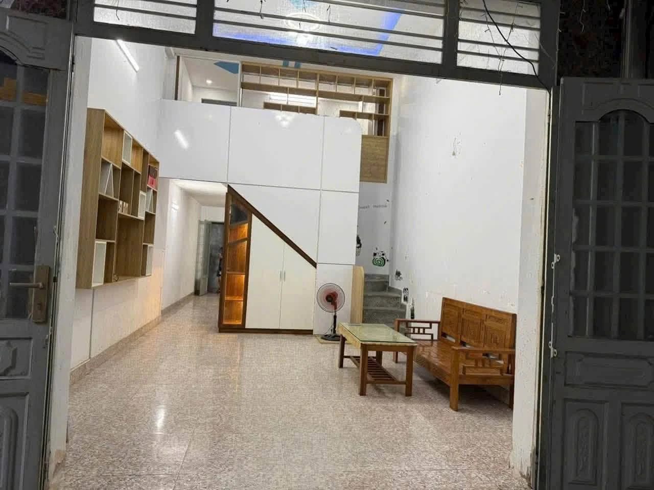 Bán nhà phố 3PN, 72m² Nguyễn Bính, Dĩ An, 2 tỷ - Ảnh 1