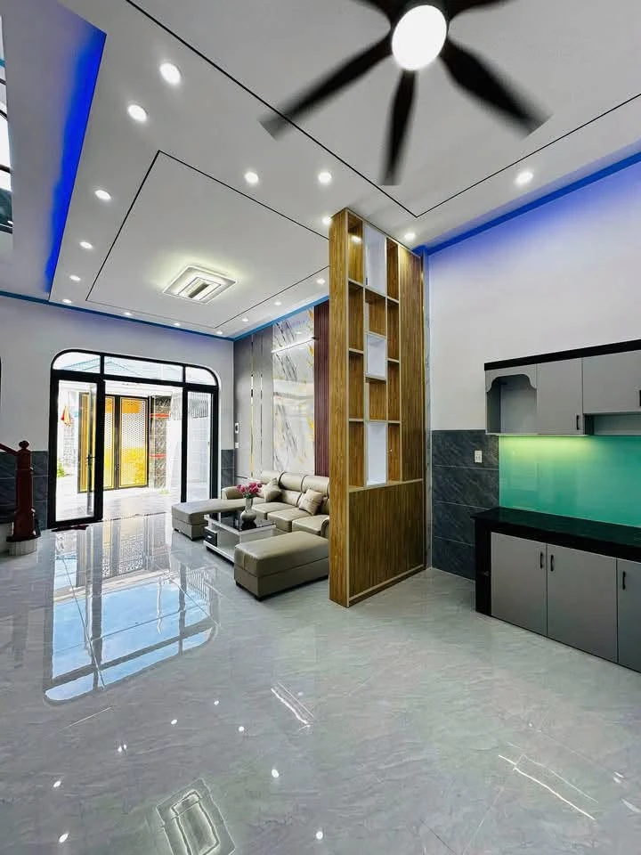 Bán nhà lầu 5x19m sổ riêng thổ cư, 3PN, khu phố 6 Phường Trảng Dài, Đồng Nai - Ảnh 1