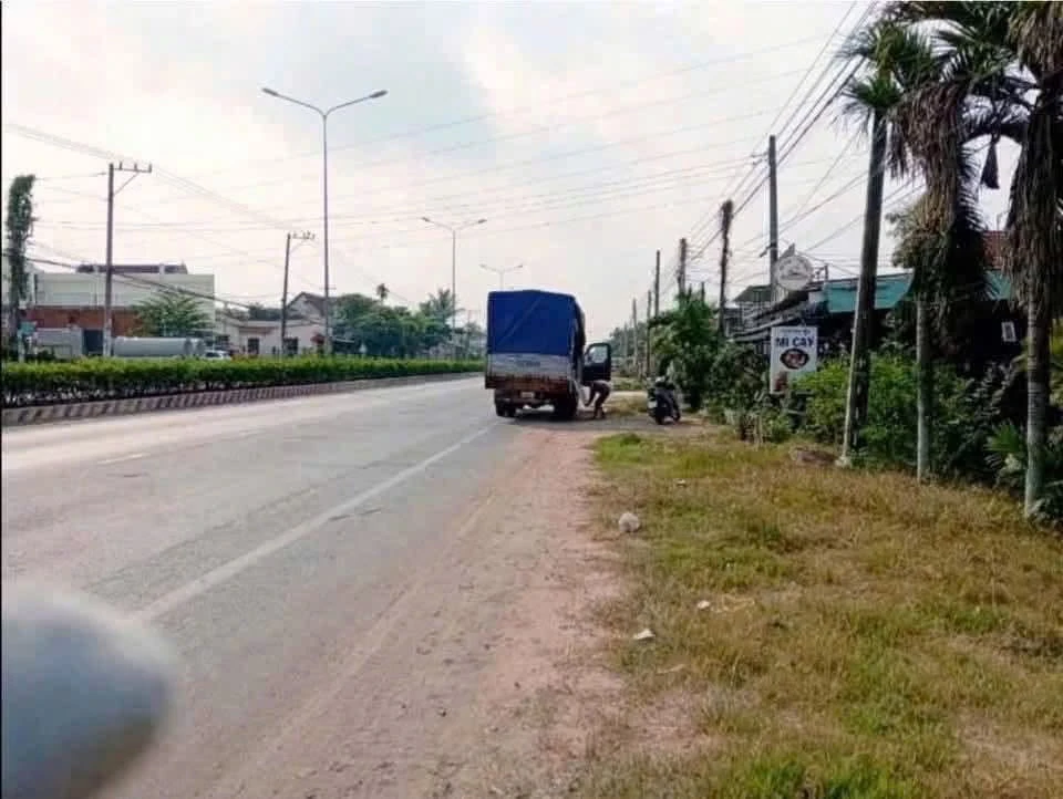 Bán lô đất mặt tiền ĐT744 Phú An 345m², giá 3,5 tỷ - Ảnh thu nhỏ 3