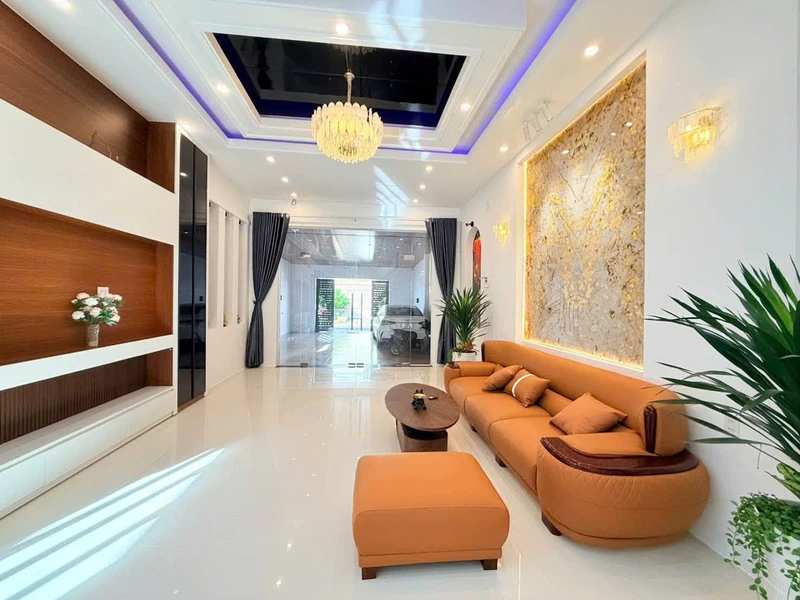 Nhà bán 4 tỷ 390, 270m², 4 phòng ngủ, Rạch Giá, An Giang