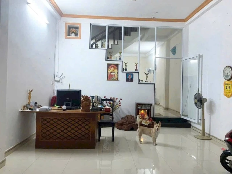 Bán nhà 1 trệt 1 lầu mặt tiền 100m2 Phan Thiết