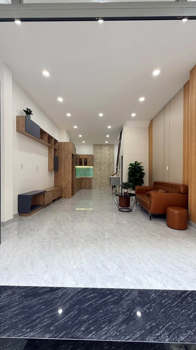 Bán nhà 2 tầng 40m² sát Bến Xe Miền Tây 4 tỷ - Ảnh thu nhỏ 2