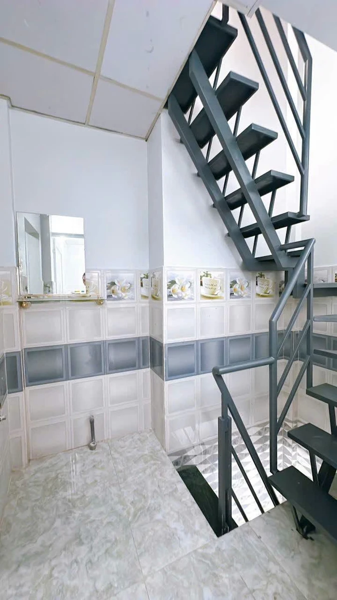 Nhà bán Quận 4, 2 phòng, 12.7m², 2 tỷ 50 triệu - Ảnh thu nhỏ 4