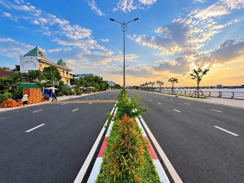 Bán đất mặt tiền Bờ Kè Vên Sông Bửu Long 120m2, 9 tỷ 9