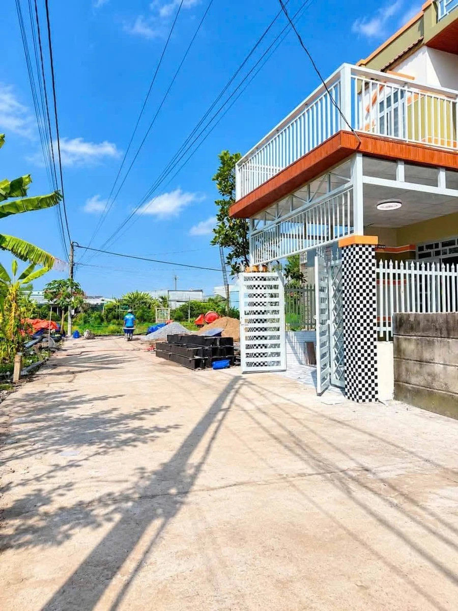Nhà mới xây sổ hồng riêng 76.67m² Mỹ Lộc Long An 1.7 tỷ - Ảnh thu nhỏ 2
