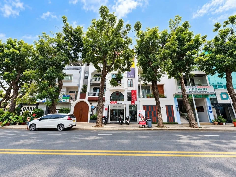 Bán nhà mặt tiền đường số 65 KDC Tân Quy Đông, Quận 7, 90m², 4 tầng, 30 tỷ - Ảnh thu nhỏ 2