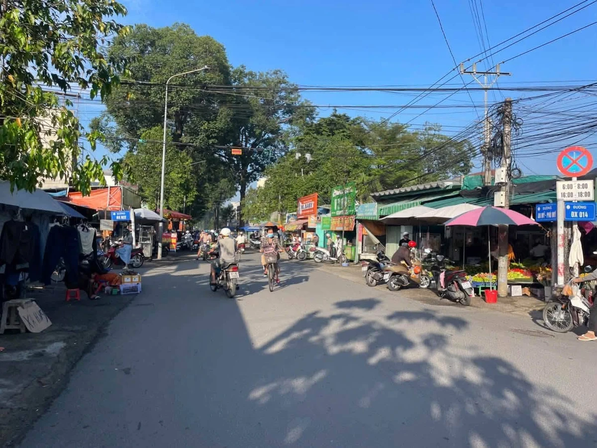 Bán đất 128m² ngay chợ Phú Mỹ, Quận 7, 2 tỷ 550 - Ảnh thu nhỏ 2