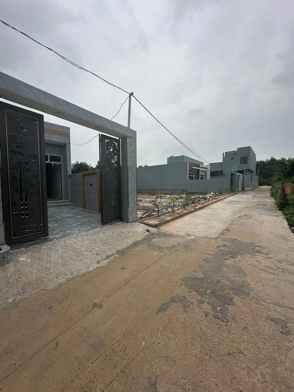 Bán nhà 2 phòng ngủ 150m² giá 1 tỷ 350 tại Long Mỹ, giáp Phước Hưng, Long Hải