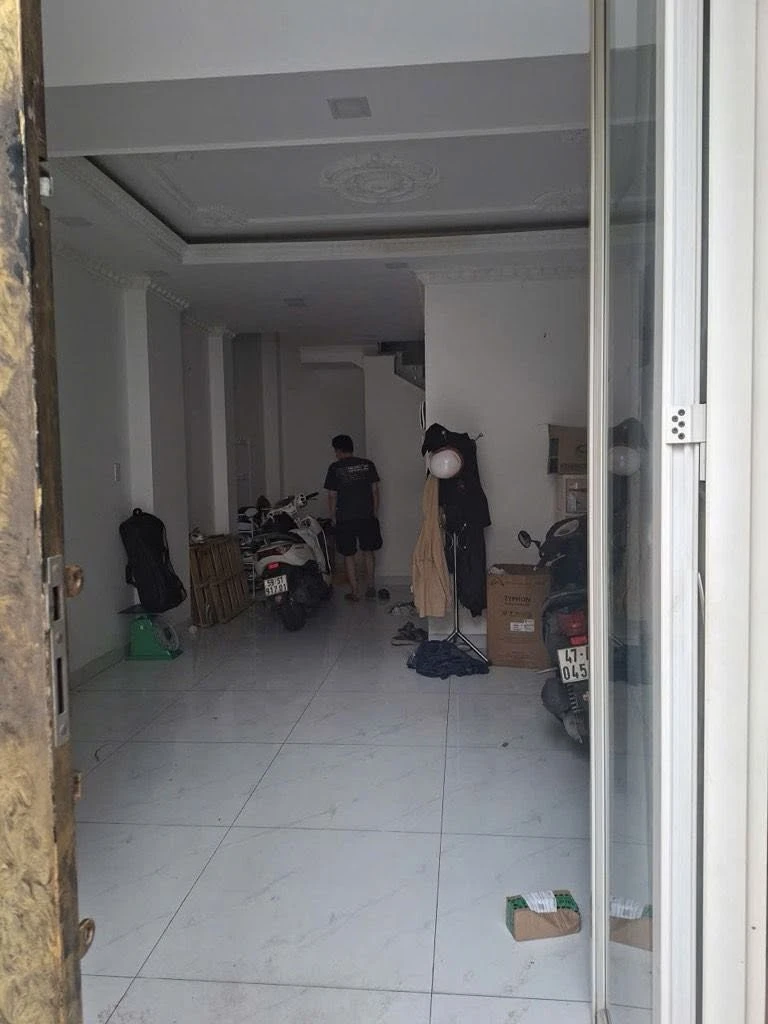 Bán nhà mặt tiền kinh doanh Phú Nhuận 43m2 12,8 tỷ - Ảnh thu nhỏ 2