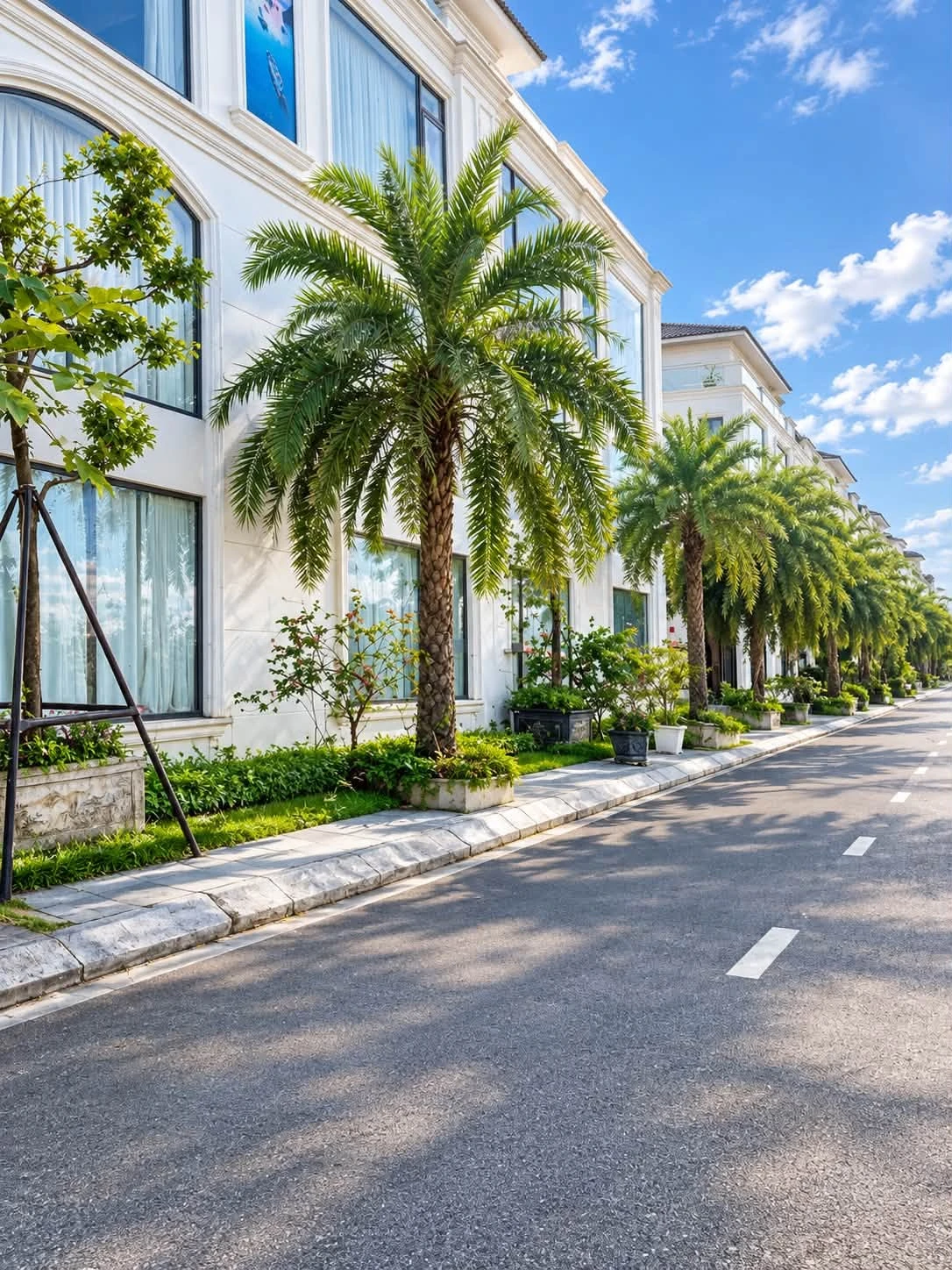 Bán biệt thự 300m2 Beverly Hills Hạ Long, hướng biển, 2 tỷ - Ảnh 1