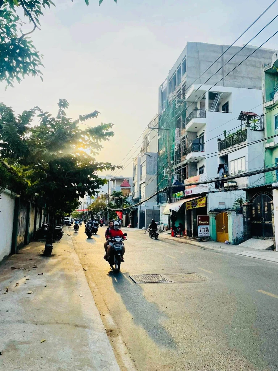 Bán nhà mặt tiền Tôn Thất Thuyết 60m² Q4 kinh doanh 14,5 tỷ - Ảnh thu nhỏ 3