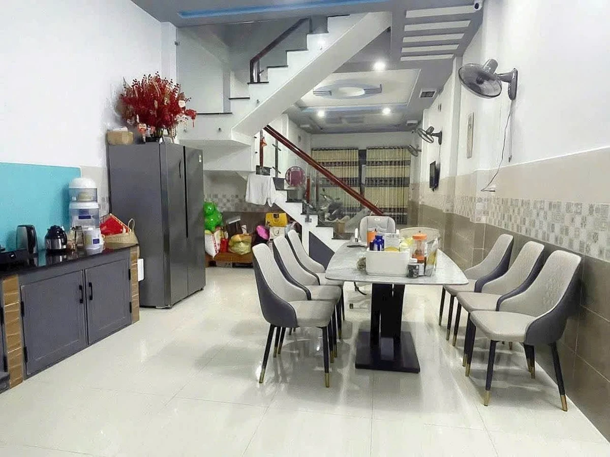 Bán nhà 1 trệt 1 lầu Tân Bữu Bến Lức 99m² 3 phòng ngủ - Ảnh thu nhỏ 2