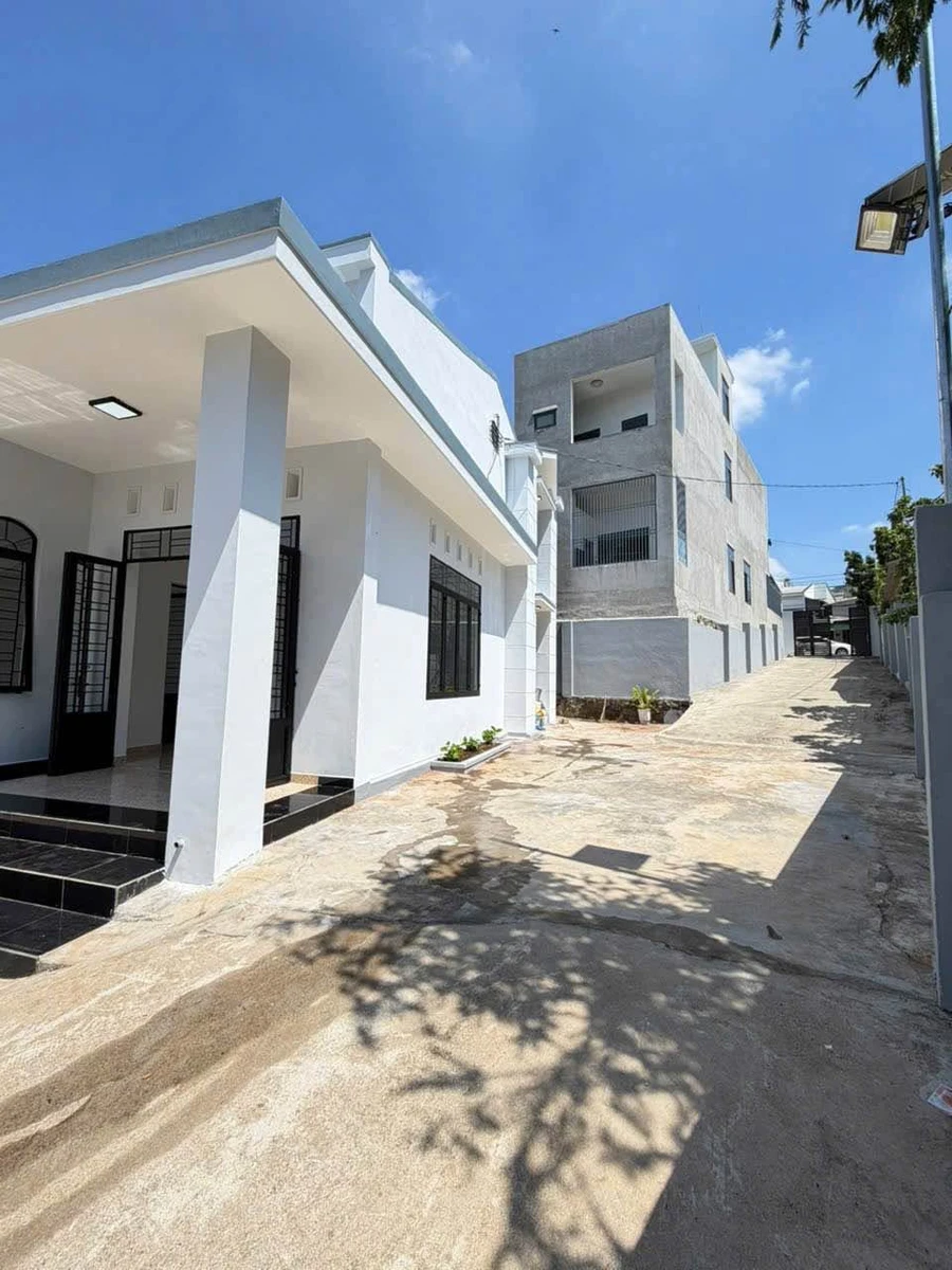 Bán nhà mặt tiền 500m2 Mạc Đỉnh Chi, 7,9 tỷ - Ảnh thu nhỏ 2