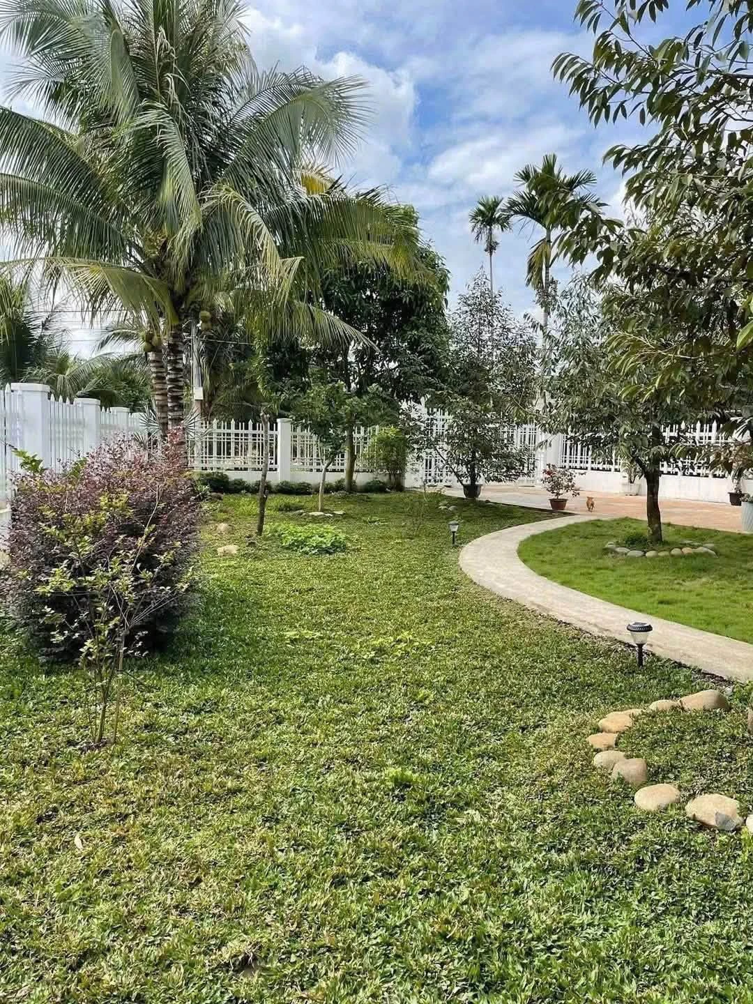 Bán 1.457m² đất vườn nghỉ dưỡng có nhà vườn, hồ cá tại Bàu Hàm 2, Thống Nhất, Đồng Nai - Ảnh 1