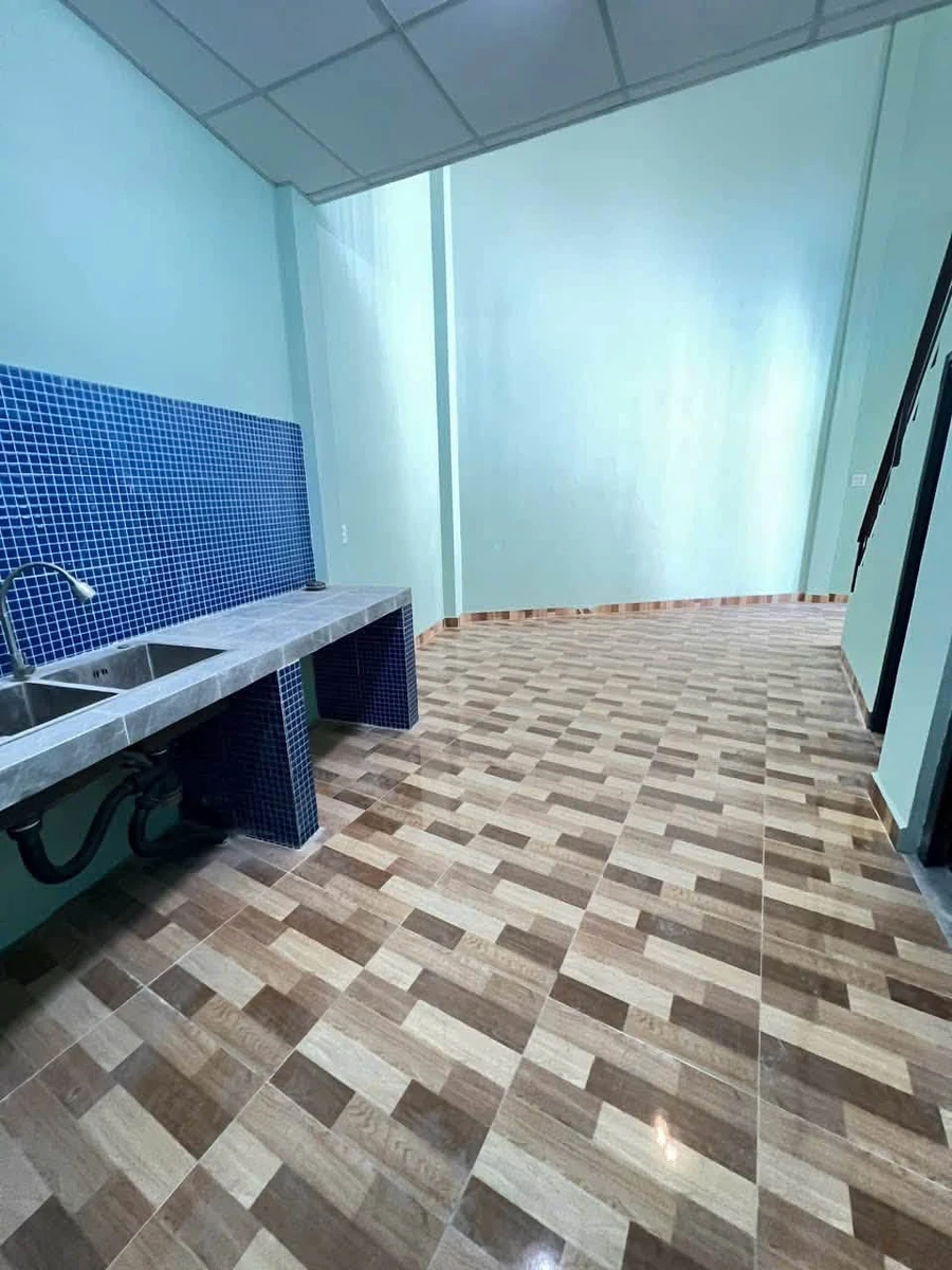 Bán nhà gác lửng 2 phòng ngủ 45m2 Trần Phú Phan Thiết - Ảnh thu nhỏ 2