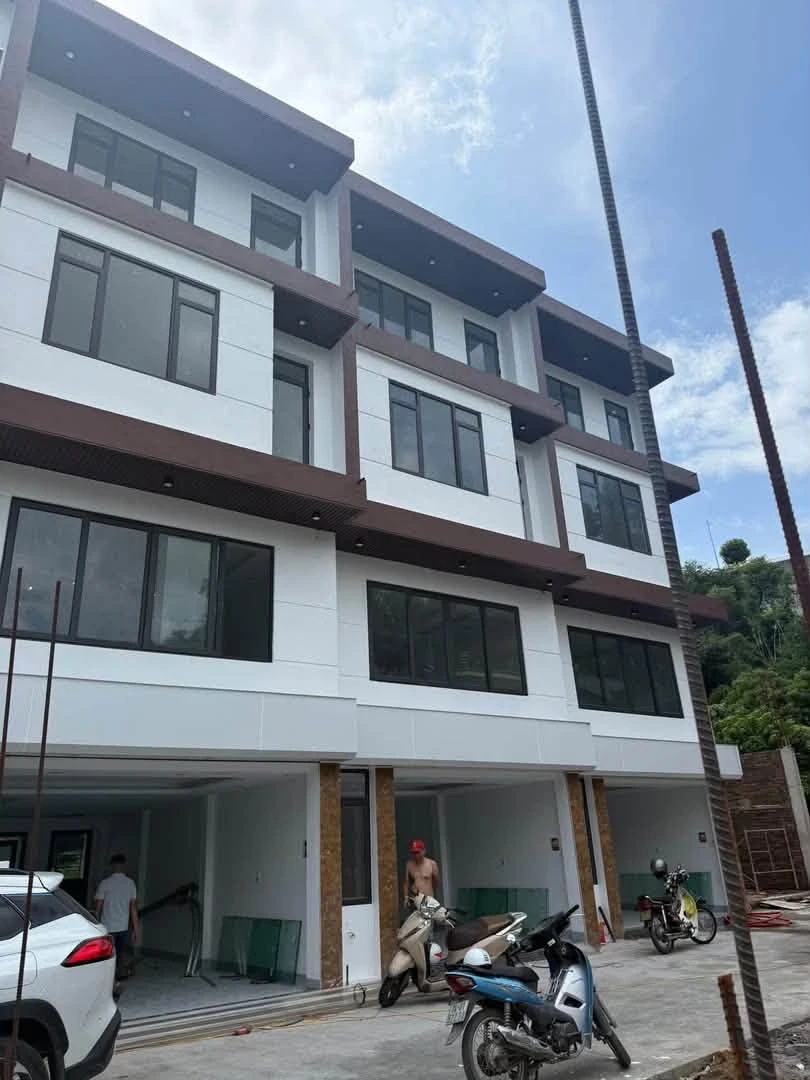 Bán nhà 4 tầng 54m2 hơn 3 tỷ Cao Thắng Quận 1 - Ảnh 1