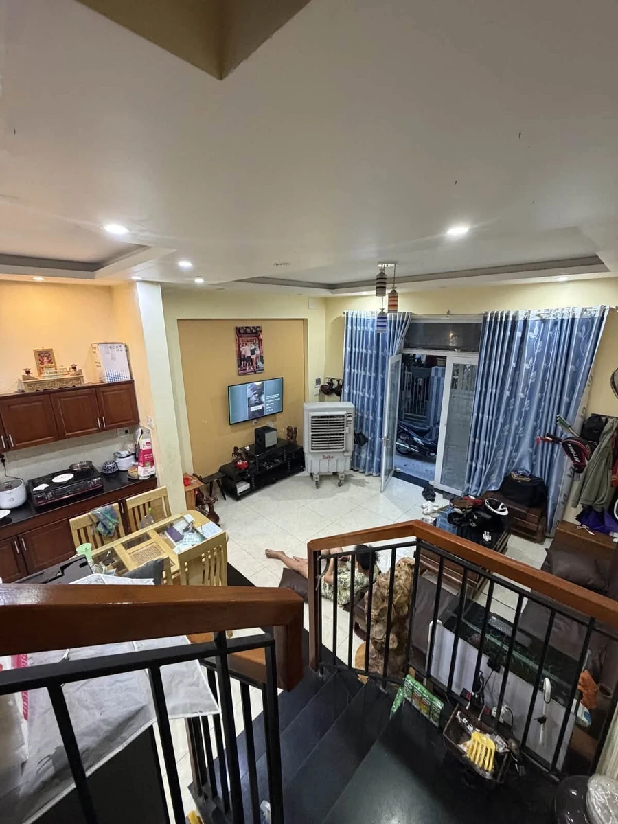 Bán nhà 2 tầng kiên cố 41m² đường 3 Tháng 2, Hải Châu, Đà Nẵng giá 3,65 tỷ - Ảnh 1