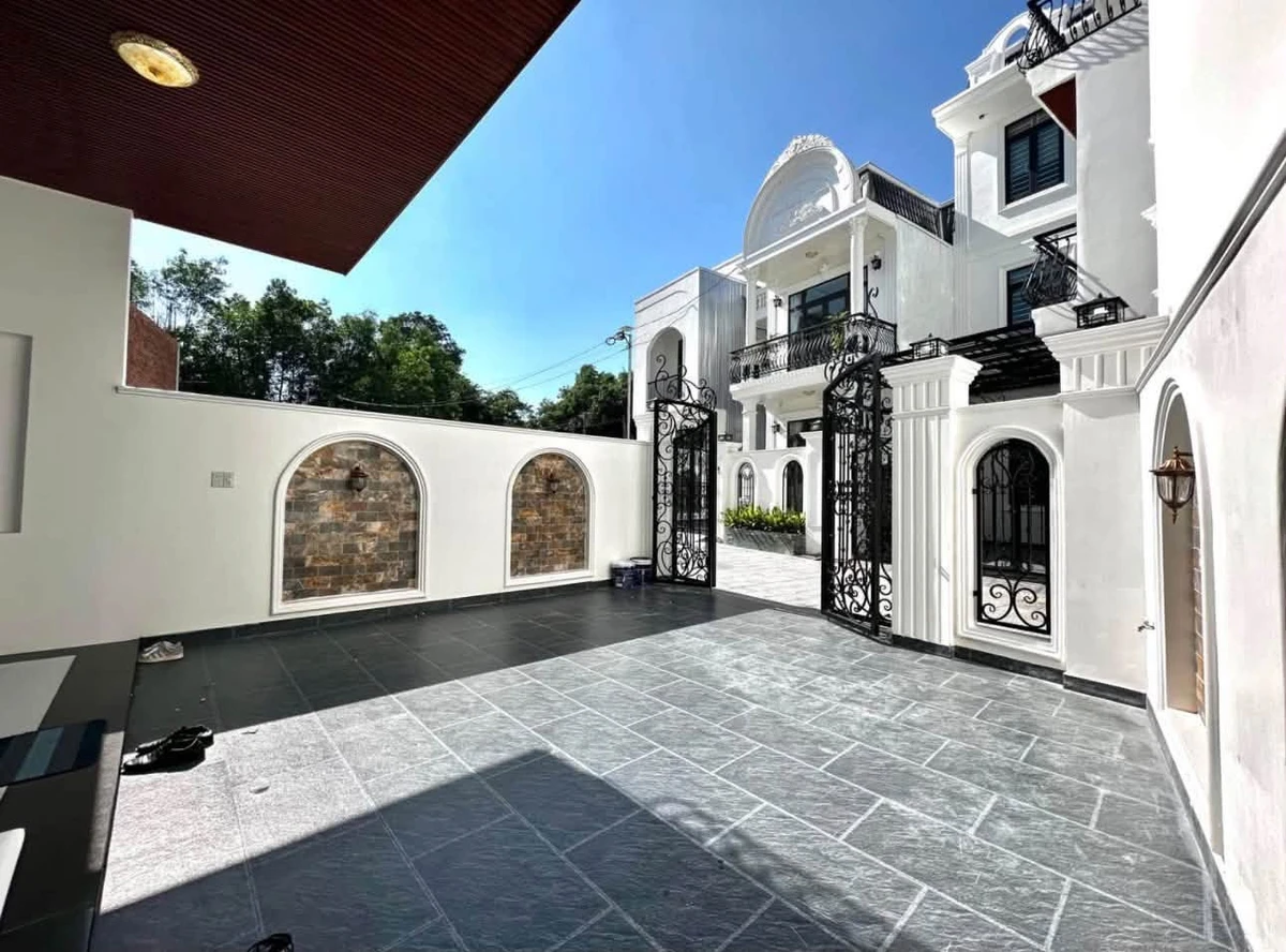 Nhà 3 tầng tân cổ điển 192m² Lê Ngô Cát, Huế - Ảnh thu nhỏ 5