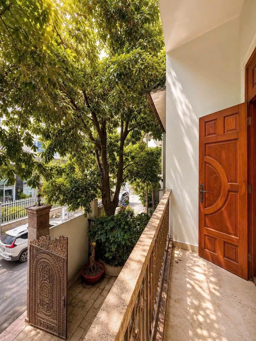 Bán biệt thự 3 tầng 348,3m² khu sân bay Tân Sơn Nhất, giá nhỉnh 60 tỷ - Ảnh 1