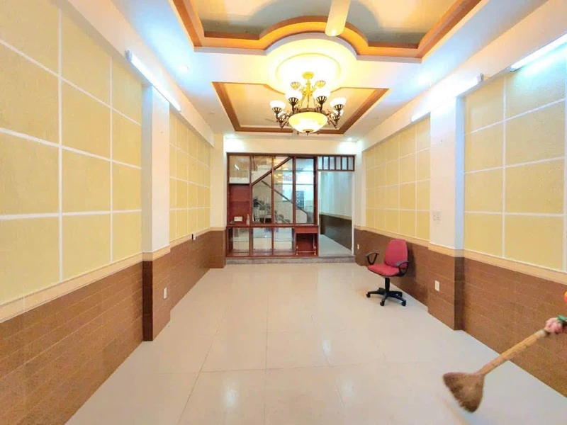 Cho thuê nhà nội bộ Bông Sao 4x18m, 1 trệt 2 lầu, 5PN, Phường 5 Quận 8, 19 triệu/tháng