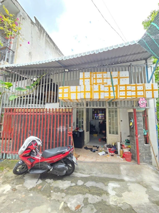 Bán nhà gác lửng ngang 6m trung tâm TP. Dĩ An, vị trí rất đắc địa tiện ích bủa vây, giá chỉ 3,18 tỷ - Ảnh 1